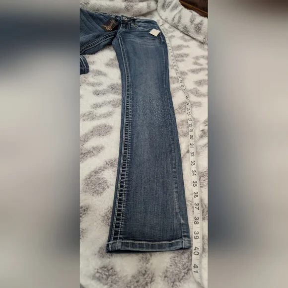 NEW! Soundgirl Women's Blue Jeans - Picture 9 of 10